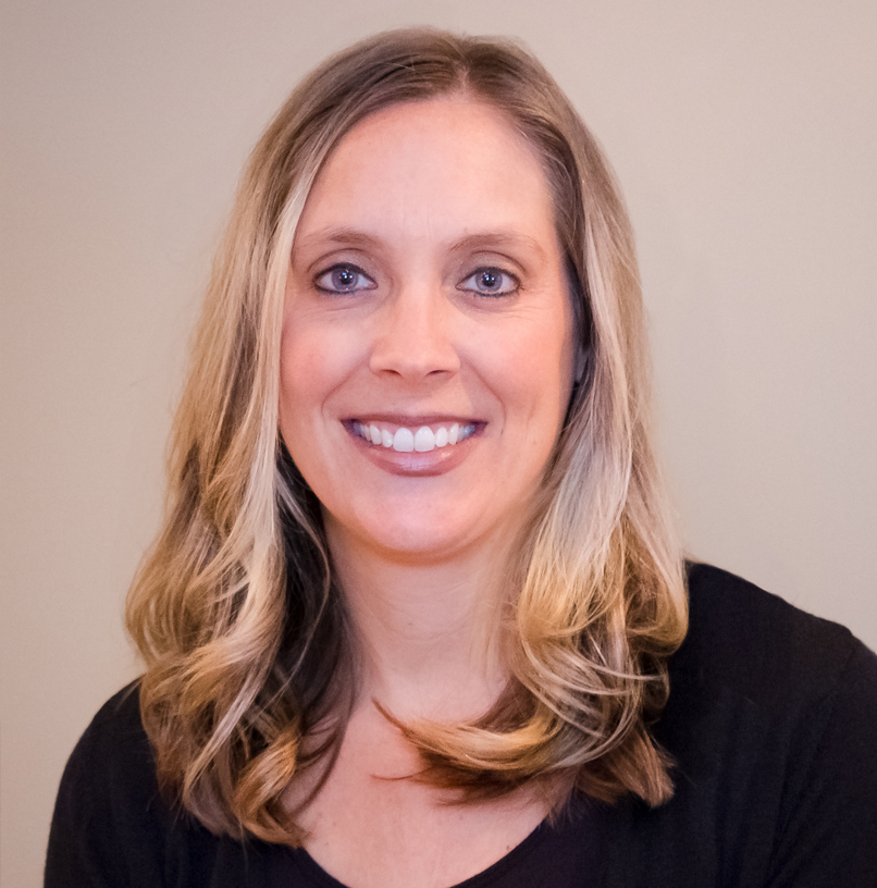 About 2 Deanna Nielsen